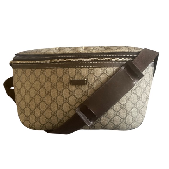 Gucci Handbags - Authentic GUCCI Waist Pouch Bum Bag Shoulder GG supreme (has some wear)